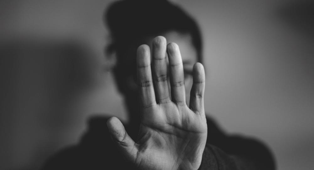 Stop ongewenst gedrag op de werkvloer. In het belang van de medewerker en omdat de kosten voor werkgevers onderschat zijn.